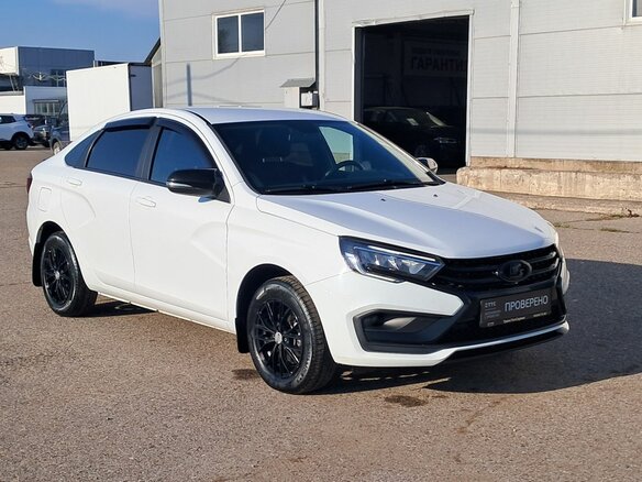 2023 Lada (ВАЗ) Vesta I Рестайлинг (NG), белый - вид 2