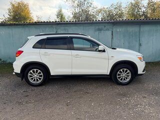 2018 Mitsubishi ASX I Рестайлинг 2, белый, 1850000 рублей, вид 3