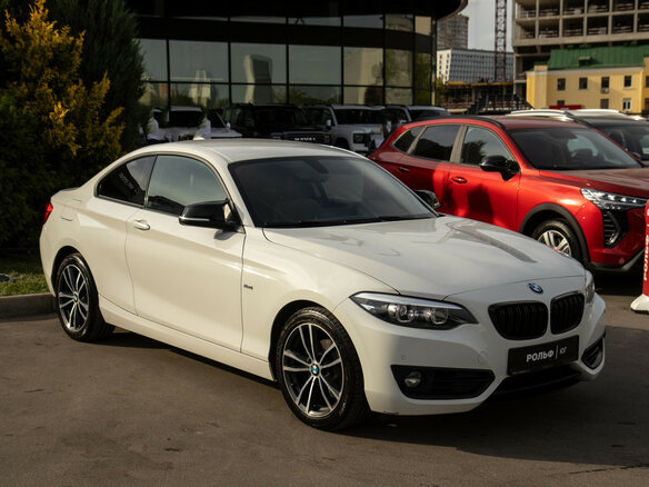 2018 BMW 2 серии F22 Рестайлинг, белый - вид 1