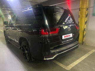 2015 Toyota Land Cruiser 200 Series Рестайлинг 1, чёрный, 4950000 рублей, вид 5
