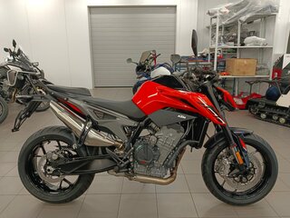 2023 KTM 790 Duke, оранжевый, 930000 рублей, вид 2