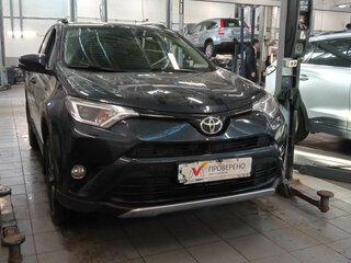 2017 Toyota RAV4 IV (XA40) Рестайлинг, серый, 2490000 рублей, вид 2