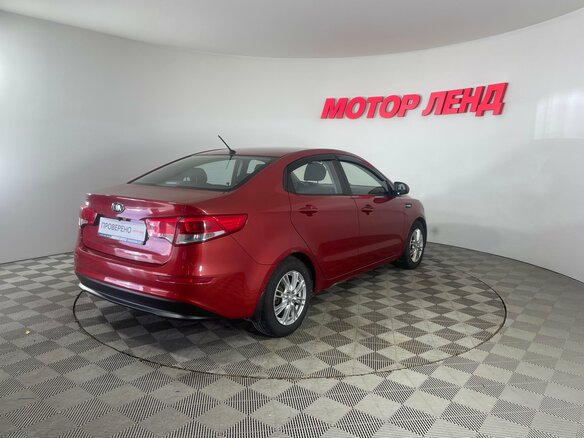 2015 Kia Rio III Рестайлинг, красный - вид 4