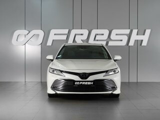 2020 Toyota Camry VIII (XV70), белый, 3030000 рублей, вид 3