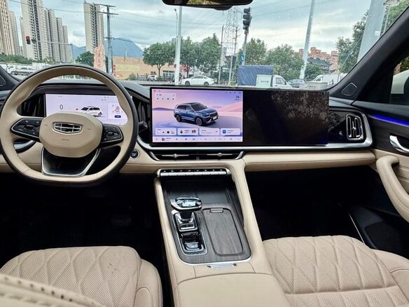2026 Geely Xingyue L I Рестайлинг 2, белый, 4377700 рублей - вид 9