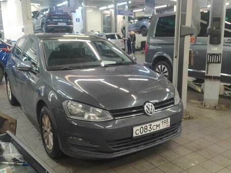 2016 Volkswagen Golf VII, серый, 1299000 рублей, вид 2