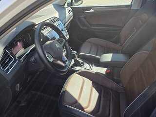 2021 Volkswagen Tiguan II Рестайлинг, белый, 3500000 рублей, вид 5
