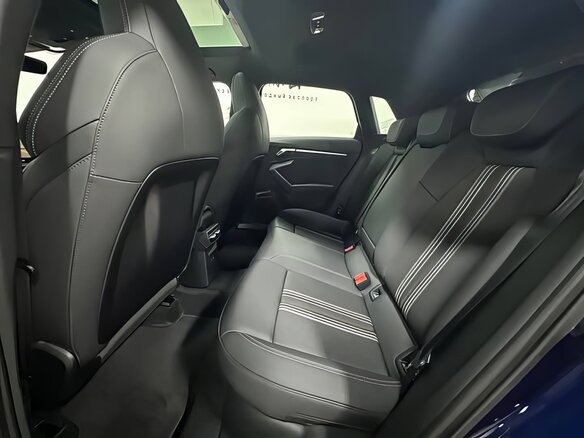 2023 Audi A3 Sportback 35 TFSI IV (8Y), синий, 2199000 рублей - вид 18