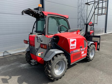 2024 Bull TL4512, красный, 3500000 рублей, вид 2