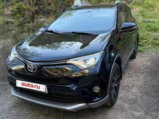 2016 Toyota RAV4 IV (XA40) Рестайлинг, чёрный, 1790000 рублей, вид 1