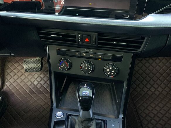 2022 Volkswagen Passat B8 Рестайлинг, чёрный, 1780007 рублей - вид 13