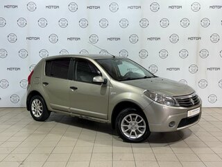 2010 Renault Sandero I, бежевый, 510000 рублей, вид 1