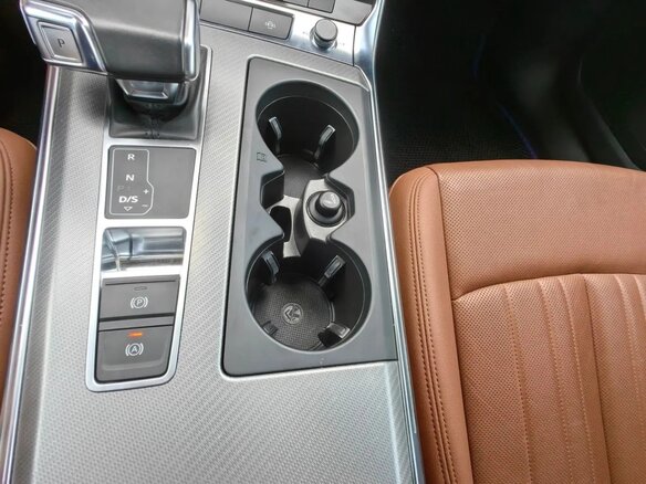 2019 Audi A6 45 TFSI V (C8), чёрный, 4450000 рублей - вид 10