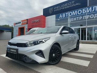 2021 Kia Cerato IV Рестайлинг, серый, 2330000 рублей, вид 3