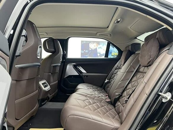 2024 BMW 7 серии 760i xDrive VII (G70), чёрный, 11150018 рублей - вид 29