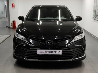 2021 Toyota Camry VIII (XV70) Рестайлинг, чёрный, 3390000 рублей, вид 2
