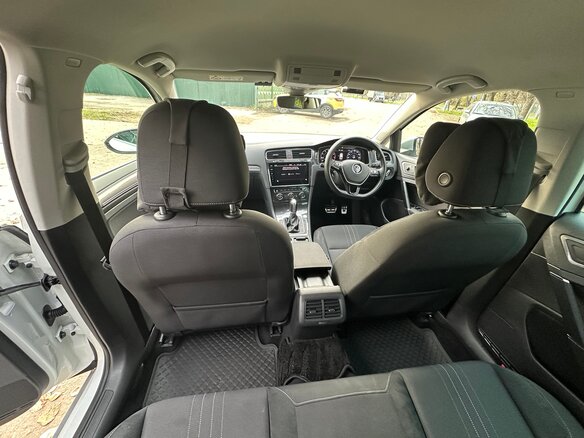 2019 Volkswagen Golf Alltrack VII Рестайлинг, белый, 2125000 рублей - вид 13