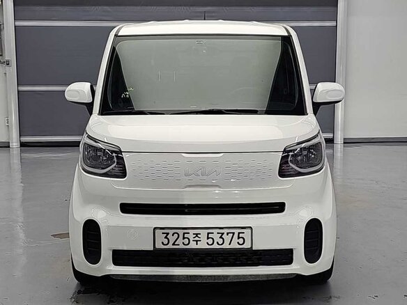 2022 Kia Ray I Рестайлинг, белый, 1000000 рублей - вид 1
