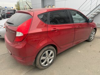 2012 Hyundai Solaris I, красный, 695000 рублей, вид 2