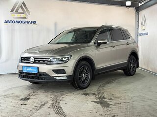 2017 Volkswagen Tiguan II, золотистый, 2075000 рублей, вид 1