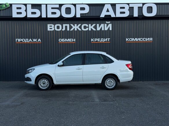 2024 Lada (ВАЗ) Granta I Рестайлинг, белый, 950000 рублей - вид 3