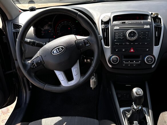 2011 Kia Ceed I Рестайлинг, чёрный - вид 8