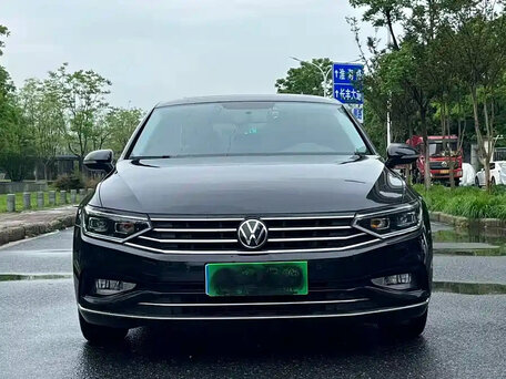 2023 Volkswagen Magotan B8 Рестайлинг, чёрный, 1777777 рублей, вид 2