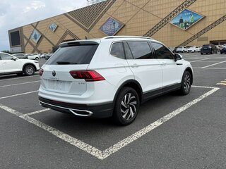 2023 Volkswagen Tiguan L II Рестайлинг (China Market), белый, 2570000 рублей, вид 5
