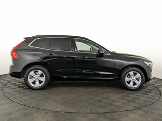 2021 Volvo XC60 II Рестайлинг, чёрный, 4245000 рублей, вид 4