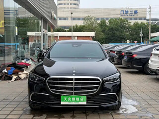 2024 Mercedes-Benz S-Класс 400 Long VII (W223), чёрный, 12000000 рублей, вид 2