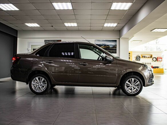 2026 Lada (ВАЗ) Granta I Рестайлинг, коричневый - вид 8