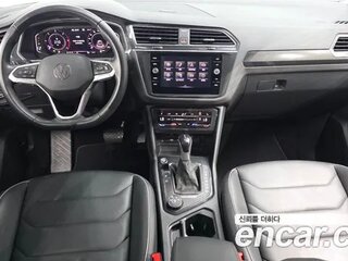 2022 Volkswagen Tiguan Allspace II Рестайлинг, белый, 3829269 рублей, вид 5
