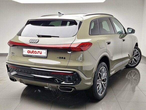 2025 Audi Q5 L III (GU), зелёный, 6500000 рублей - вид 2