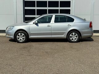 2013 Skoda Octavia II (A5) Рестайлинг, серебристый, 542000 рублей, вид 2