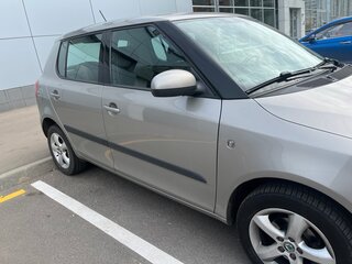 2012 Skoda Fabia II Рестайлинг, золотистый, 800000 рублей, вид 3