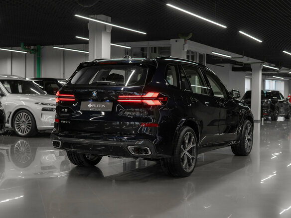 2026 BMW X5 Long 30Li IV (G05/G18) Рестайлинг, чёрный, 9600000 рублей - вид 4