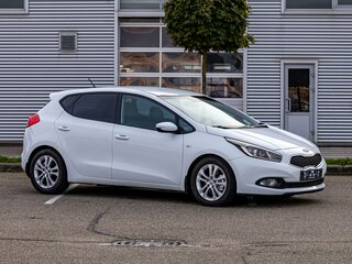2012 Kia Ceed II, белый, 1395000 рублей, вид 3