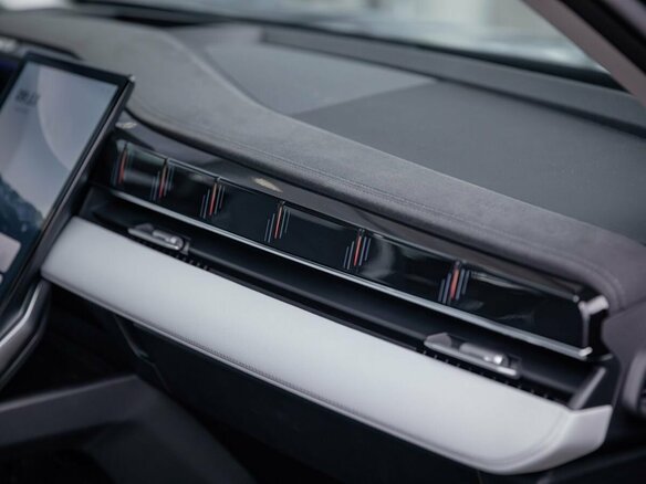 2026 Geely Atlas II, чёрный, 3449990 рублей - вид 25