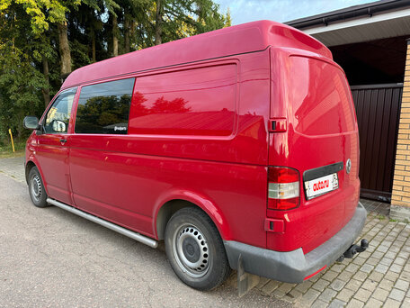 2013 Volkswagen Transporter T5 Рестайлинг, красный, 1750000 рублей, вид 3