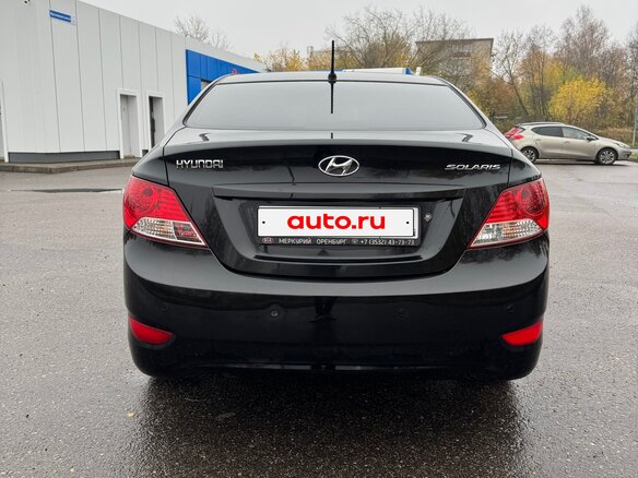 2011 Hyundai Solaris I, чёрный, 770000 рублей - вид 4