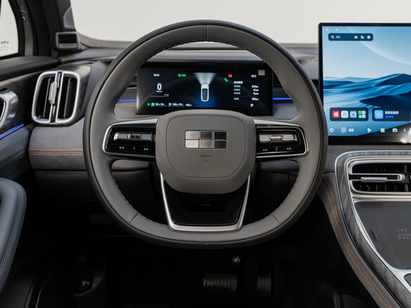 2026 Geely Galaxy M7, серый, 4100000 рублей - вид 12