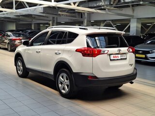 2014 Toyota RAV4 IV (XA40), белый, 1750000 рублей, вид 5