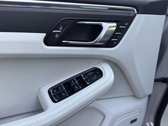 2026 Porsche Macan I Рестайлинг 2, серый, 10900000 рублей - вид 6