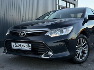 2016 Toyota Camry VII (XV50) Рестайлинг, серый, 2270000 рублей, вид 4