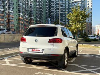 2016 Volkswagen Tiguan Euro 6 I Рестайлинг, белый, 1430000 рублей, вид 4