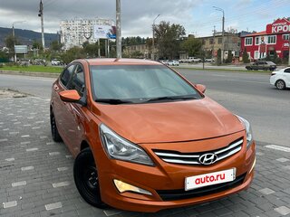 2015 Hyundai Solaris I Рестайлинг, оранжевый, 670000 рублей, вид 3