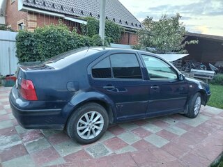 2001 Volkswagen Bora I, синий, 400000 рублей, вид 3