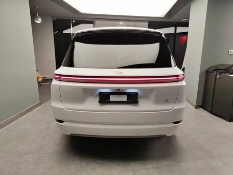 2025 Li Auto (Lixiang) L9 52.3 kWh I Рестайлинг, белый, 12608480 рублей, вид 4