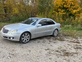 2007 Mercedes-Benz E-Класс 200 NGT III (W211, S211) Рестайлинг, серебристый, 850000 рублей, вид 1