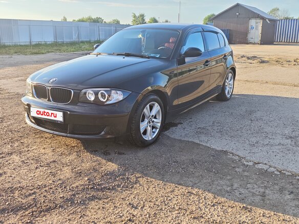 2008 BMW 1 серии 116i I (E81/E82/E87/E88) Рестайлинг, чёрный, 680000 рублей - вид 1